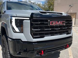 Used 2025 GMC Sierra 2500 AT4X video 1