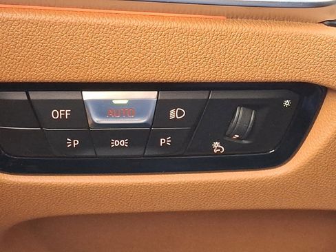 Certified 2022 BMW 430i xDrive Convertible w/ Premium Package image 12