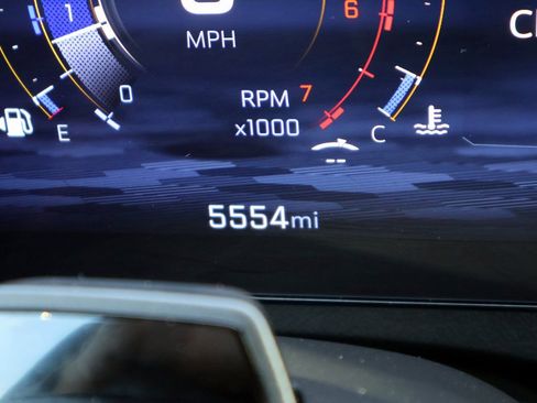 Used 2024 Chevrolet Traverse RS w/ LPO, Floor Liner Package image 40