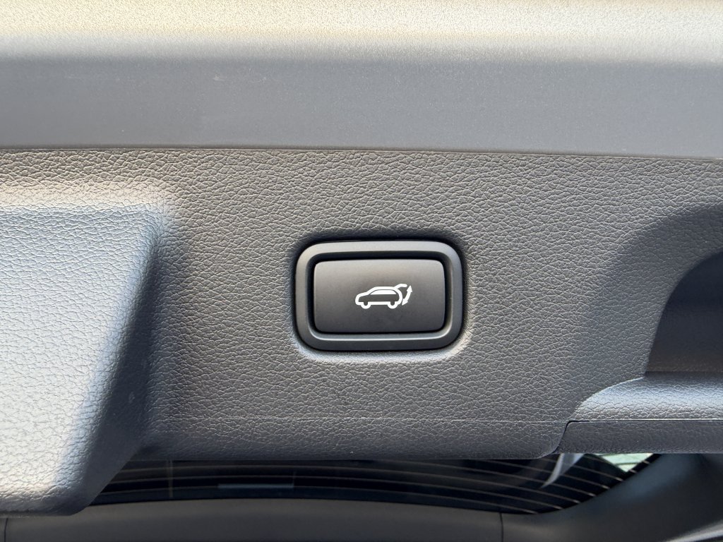 Used 2025 Hyundai Palisade SEL FWD image 38