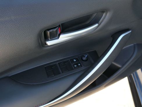 Used 2024 Toyota Corolla SE image 11