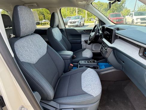 New 2025 Ford Maverick XLT w/ XLT Luxury Package image 19