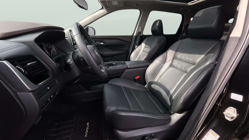 Used 2023 Nissan Rogue SL FWD image 31