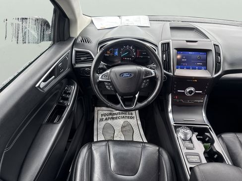 Used 2020 Ford Edge Titanium image 17