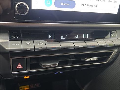 Certified 2025 Toyota Camry SE image 20