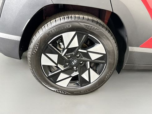 Used 2024 Hyundai Kona SEL FWD image 33