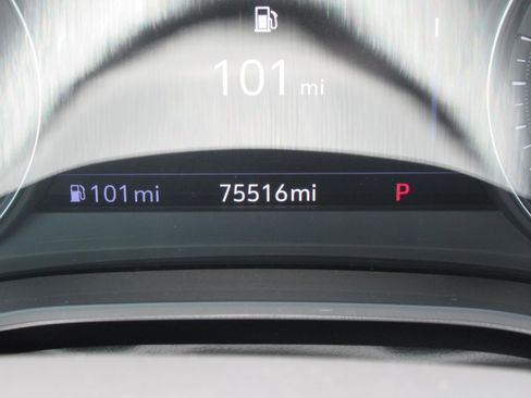 Used 2022 Cadillac XT6 Premium Luxury w/ Technology Package FWD image 31
