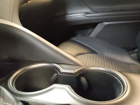 Used 2021 Toyota Camry SE image 26