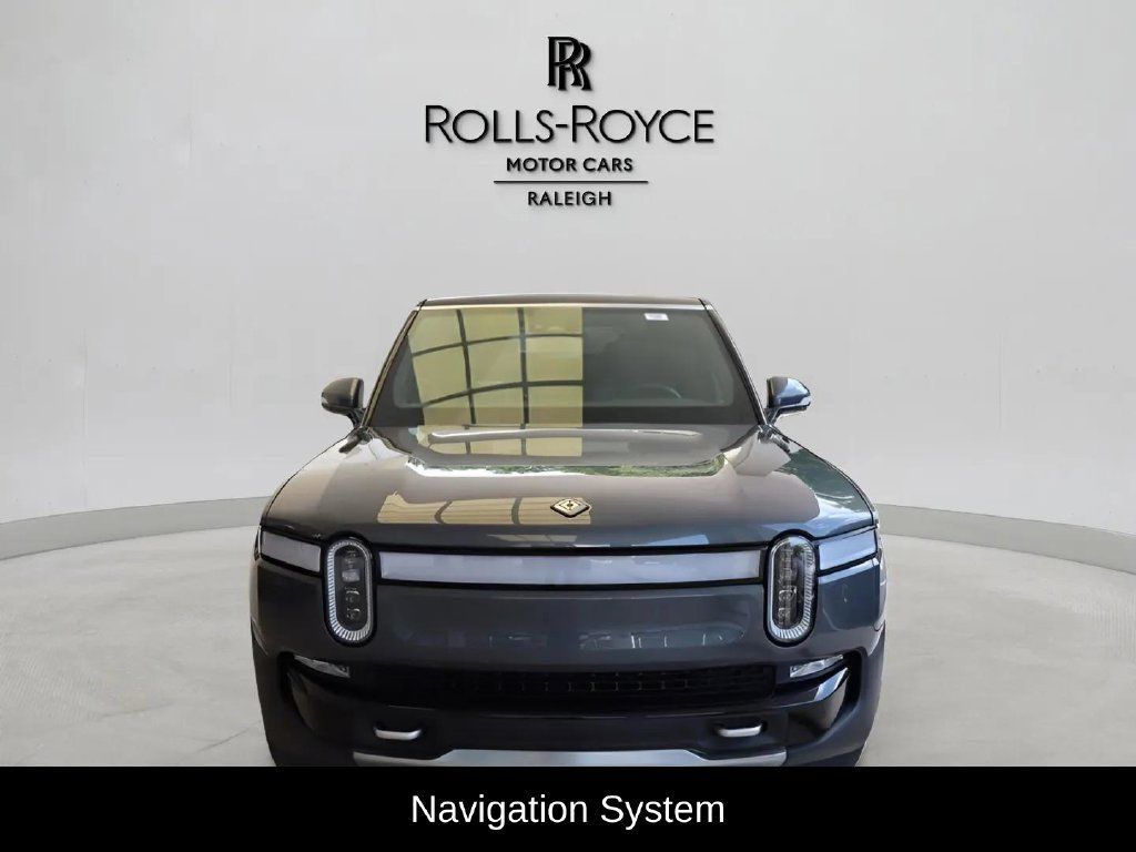 Used 2024 Rivian R1S Adventure Dual AWD/4WD image 2