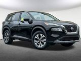Used 2023 Nissan Rogue SV image 2