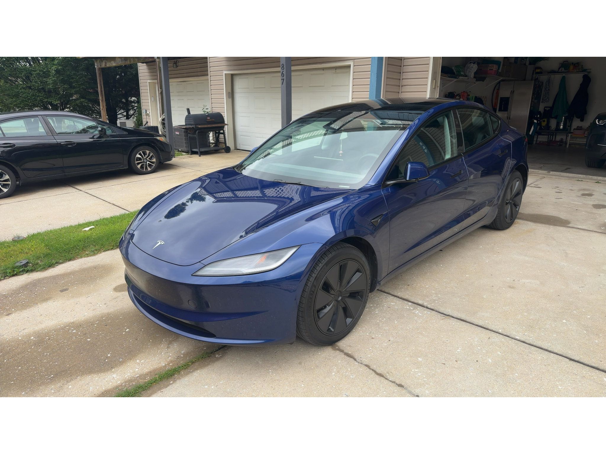 Used 2025 Tesla Model 3 Long Range RWD image 3