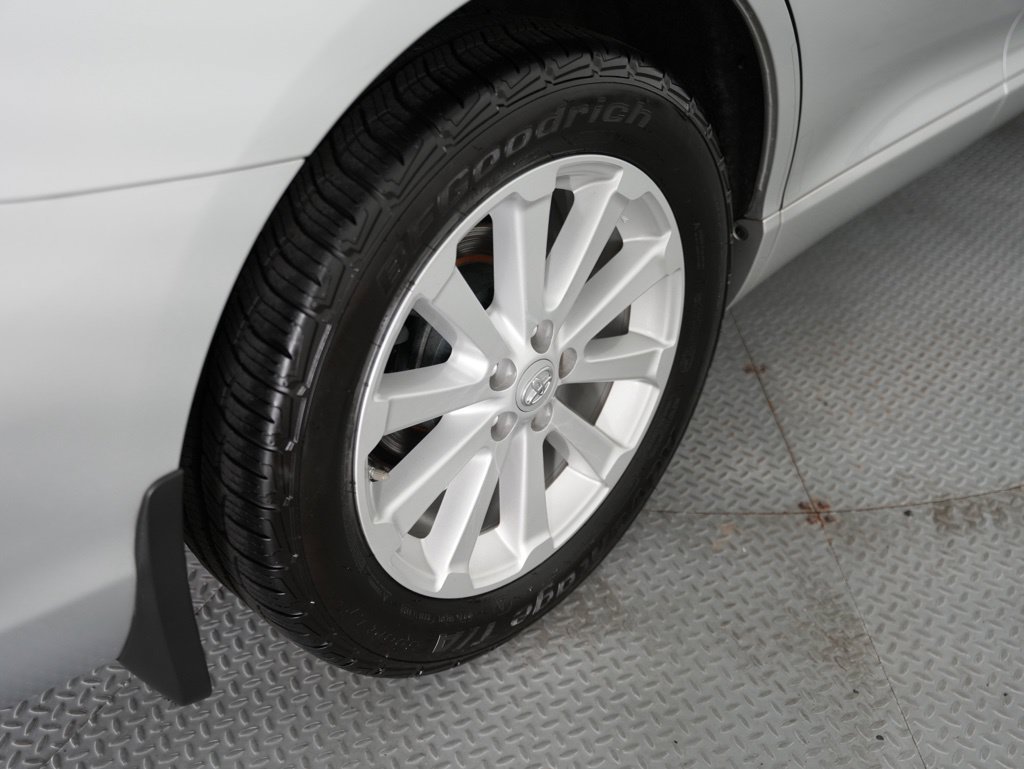 Used 2012 Toyota Venza LE FWD image 54