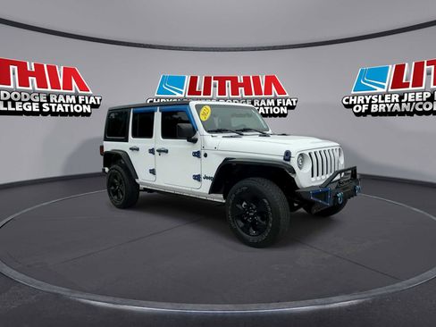 Used 2023 Jeep Wrangler Unlimited Sport AWD/4WD image 2