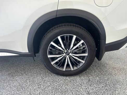 Certified 2023 INFINITI QX60 Sensory AWD/4WD image 29