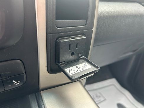 Used 2014 RAM 1500 Outdoorsman image 28