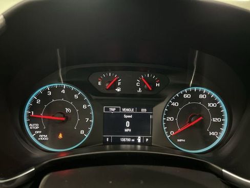 Used 2021 Chevrolet Equinox LS w/ LS Convenience Package FWD image 12