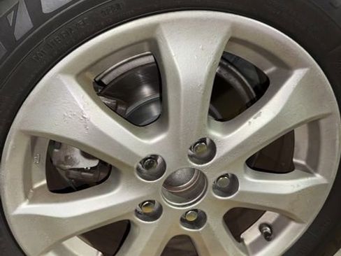 Used 2011 Toyota Camry LE image 27