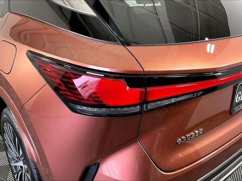 Used 2024 Lexus RX 350 Premium Plus image 41