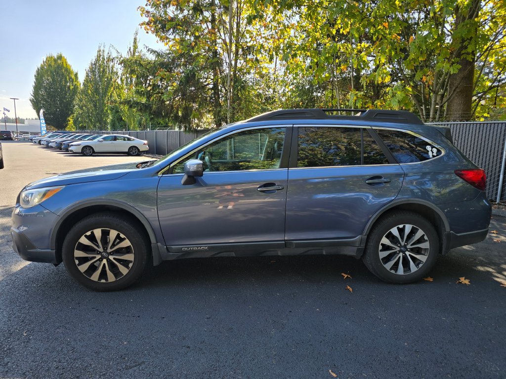 Used 2017 Subaru Outback 2.5i Limited AWD/4WD image 2