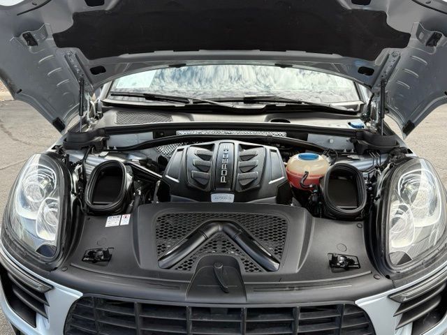 Used 2018 Porsche Macan S AWD/4WD image 26
