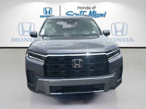 New 2026 Honda Pilot Elite image 2