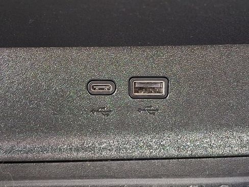Used 2025 Chevrolet Equinox LT FWD image 25