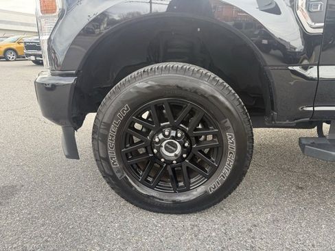 Used 2022 Ford F350 XLT w/ Black Appearance Package image 42