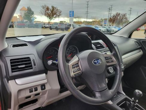 Used 2014 Subaru Forester 2.5i image 19
