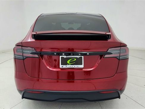 Used 2024 Tesla Model X image 5