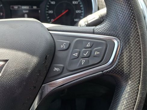 Used 2021 Chevrolet Malibu LT FWD image 19