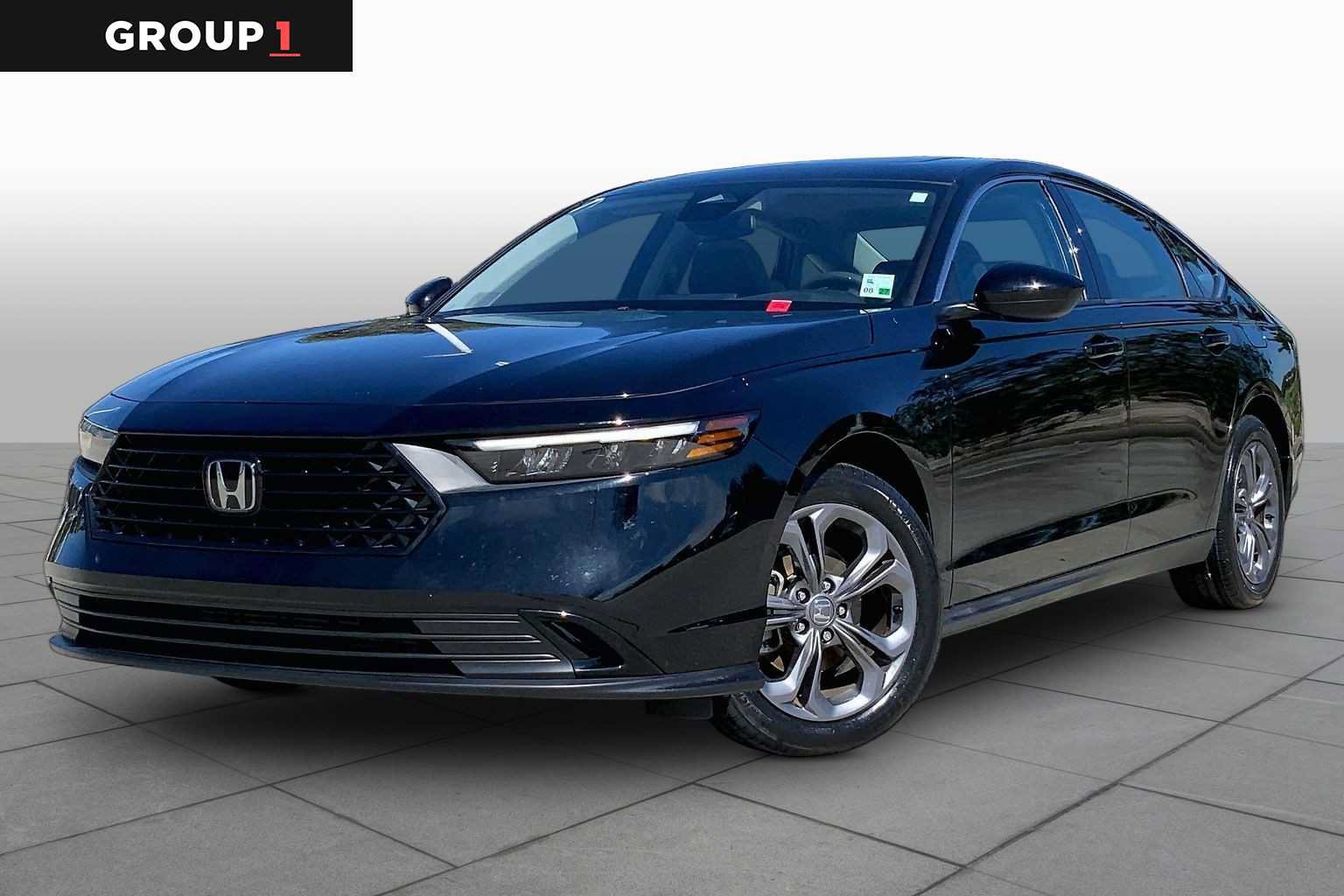 Used 2023 Honda Accord EX image 1