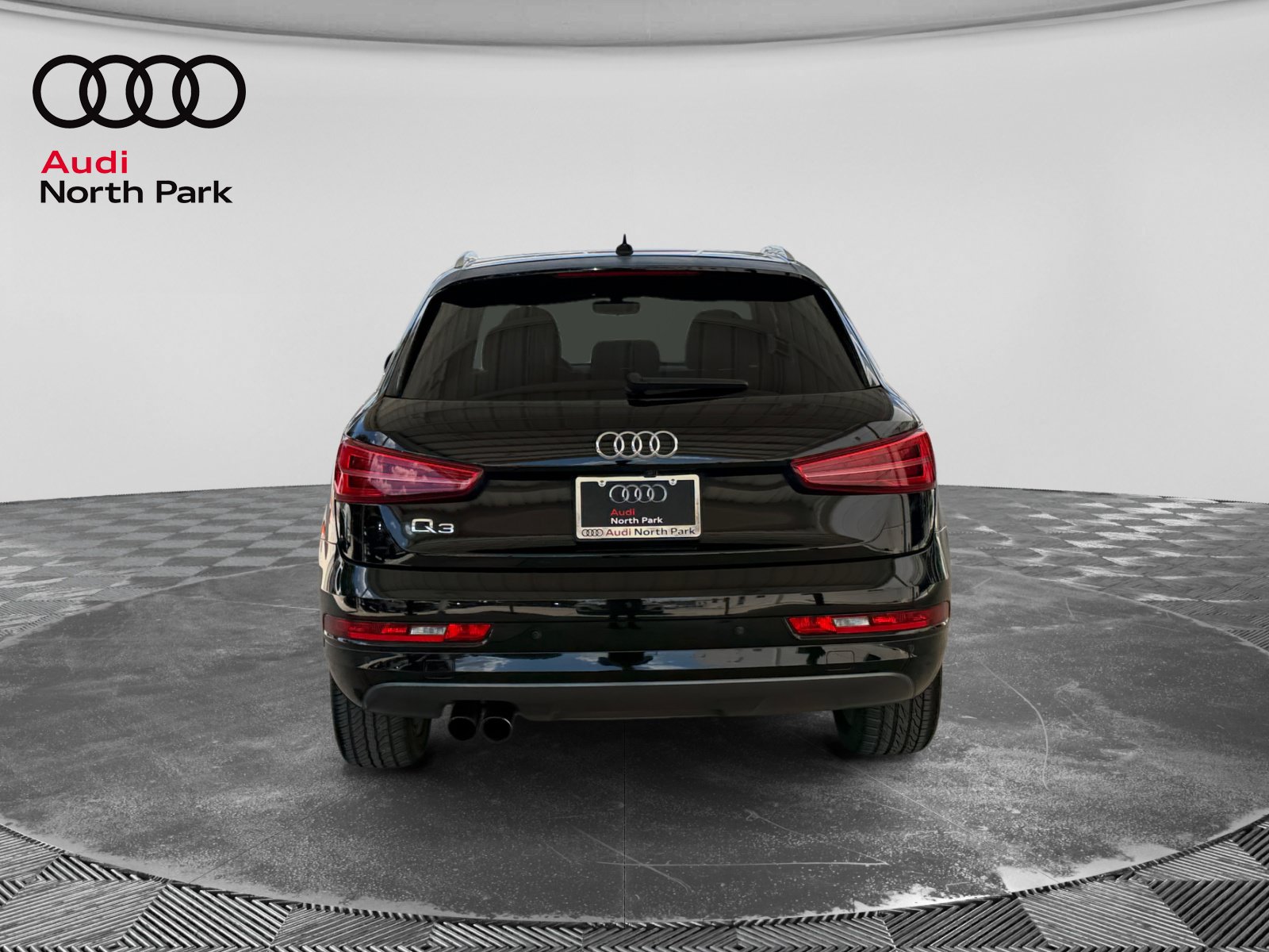 Used 2018 Audi Q3 2.0T Premium FWD image 4