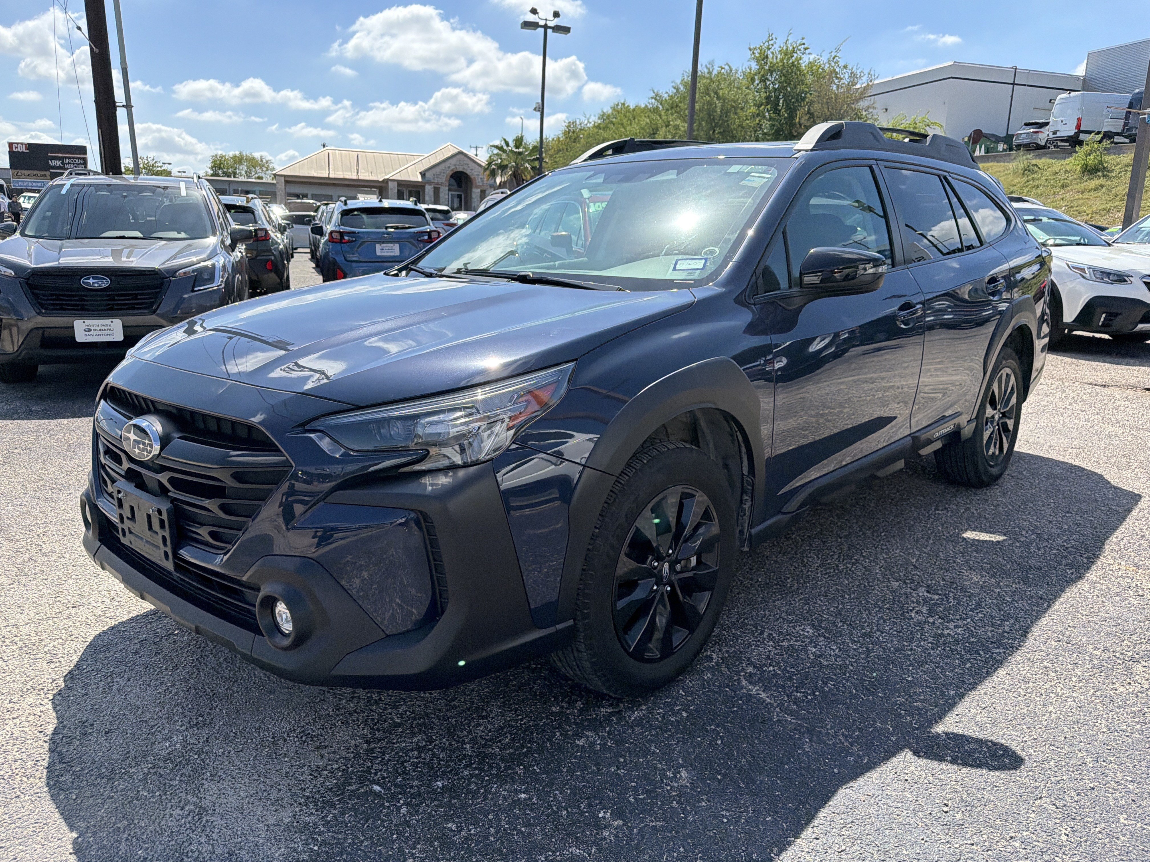 Certified 2024 Subaru Outback Onyx Edition AWD/4WD image 7