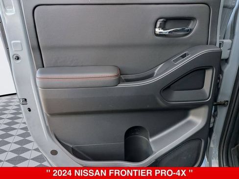 Certified 2024 Nissan Frontier PRO-4X w/ Off-Road Protection Package AWD/4WD image 31