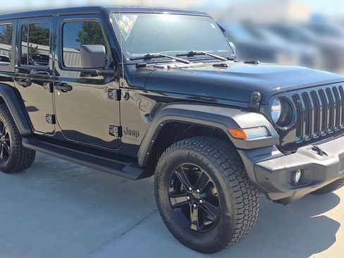 Used 2022 Jeep Wrangler Unlimited Sport AWD/4WD image 7