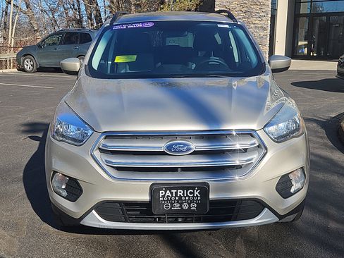 Used 2018 Ford Escape SE w/ SE Sync 3 Package image 21