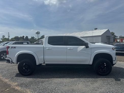 Used 2021 Chevrolet Silverado 1500 RST w/ Convenience Package II AWD/4WD image 2