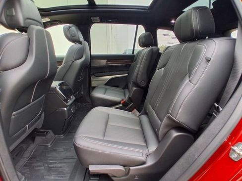 New 2026 Cadillac Vistiq Sport w/ LPO, Floor Liner Package image 24