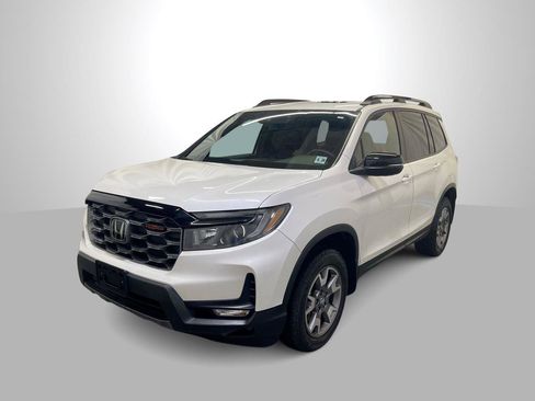 Certified 2023 Honda Passport TrailSport image 1