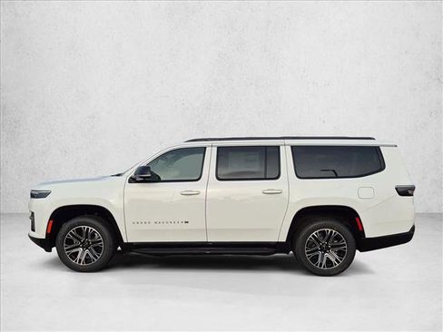 New 2026 Jeep Grand Wagoneer L 2WD image 5