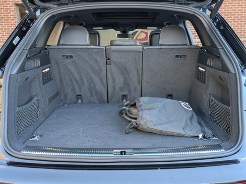 Used 2024 Audi Q5 e Premium Plus w/ Premium Plus Package image 20