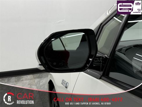Used 2020 Toyota Prius Prime LE FWD image 39