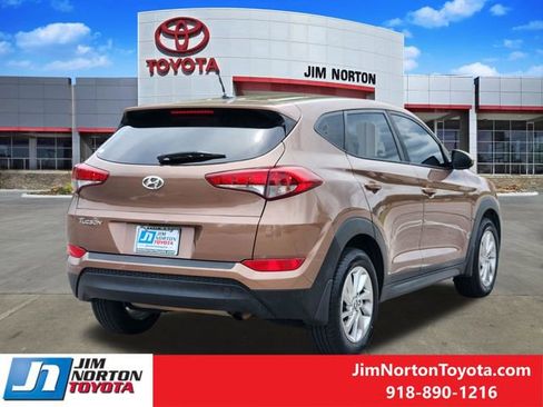 Used 2017 Hyundai Tucson SE FWD image 5