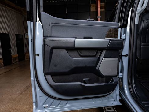 Used 2024 Ford F250 Lariat w/ Lariat Ultimate Package image 37