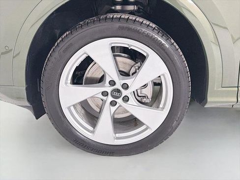 Used 2025 Audi Q5 Premium Plus w/ Premium Plus AWD/4WD image 33