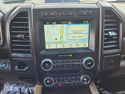 Used 2018 Ford Expedition Max Limited w/ Equipment Group 301A image 17