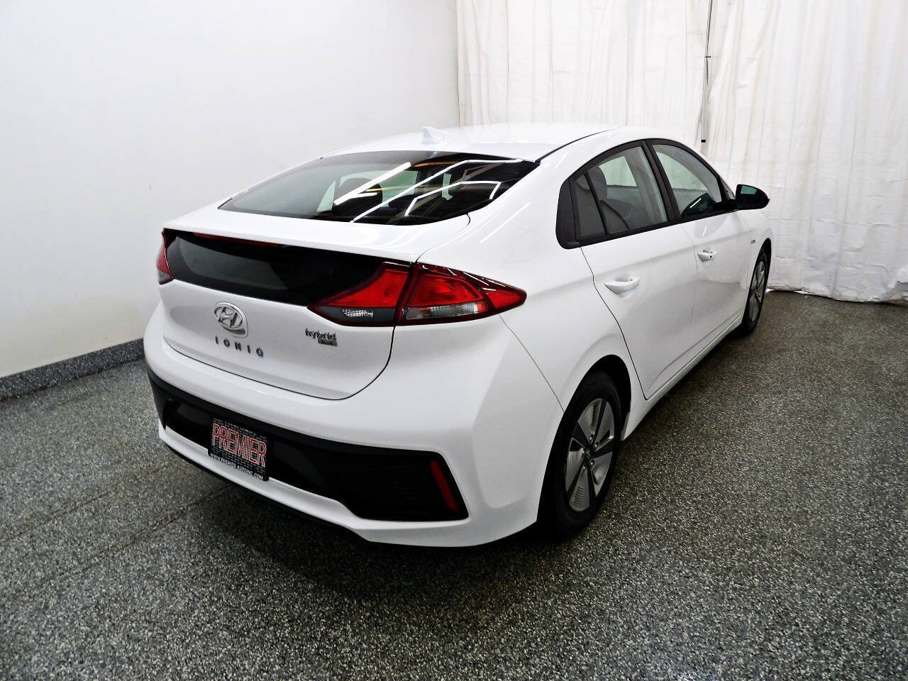 Used 2019 Hyundai Ioniq Blue FWD image 6