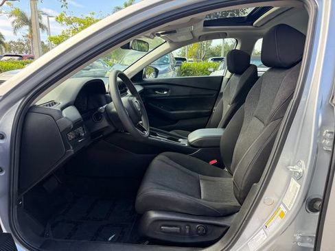 Certified 2024 Honda Accord EX image 11