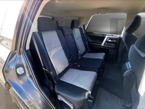 Used 2016 Toyota 4Runner SR5 image 29