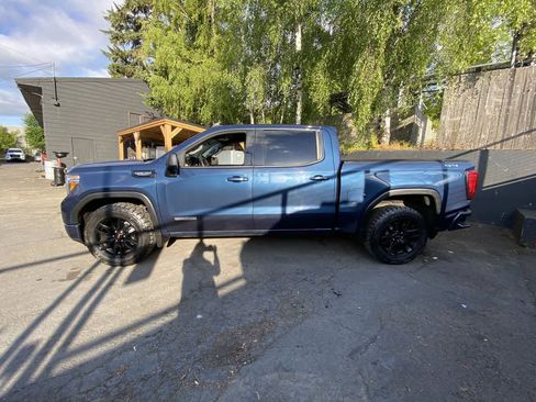 Used 2020 GMC Sierra 1500 Elevation w/ Elevation Value Package AWD/4WD image 3